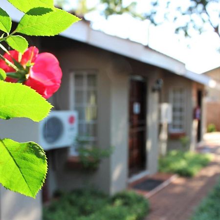 Ngwenya Boutique Hotel Lephalale Esterno foto