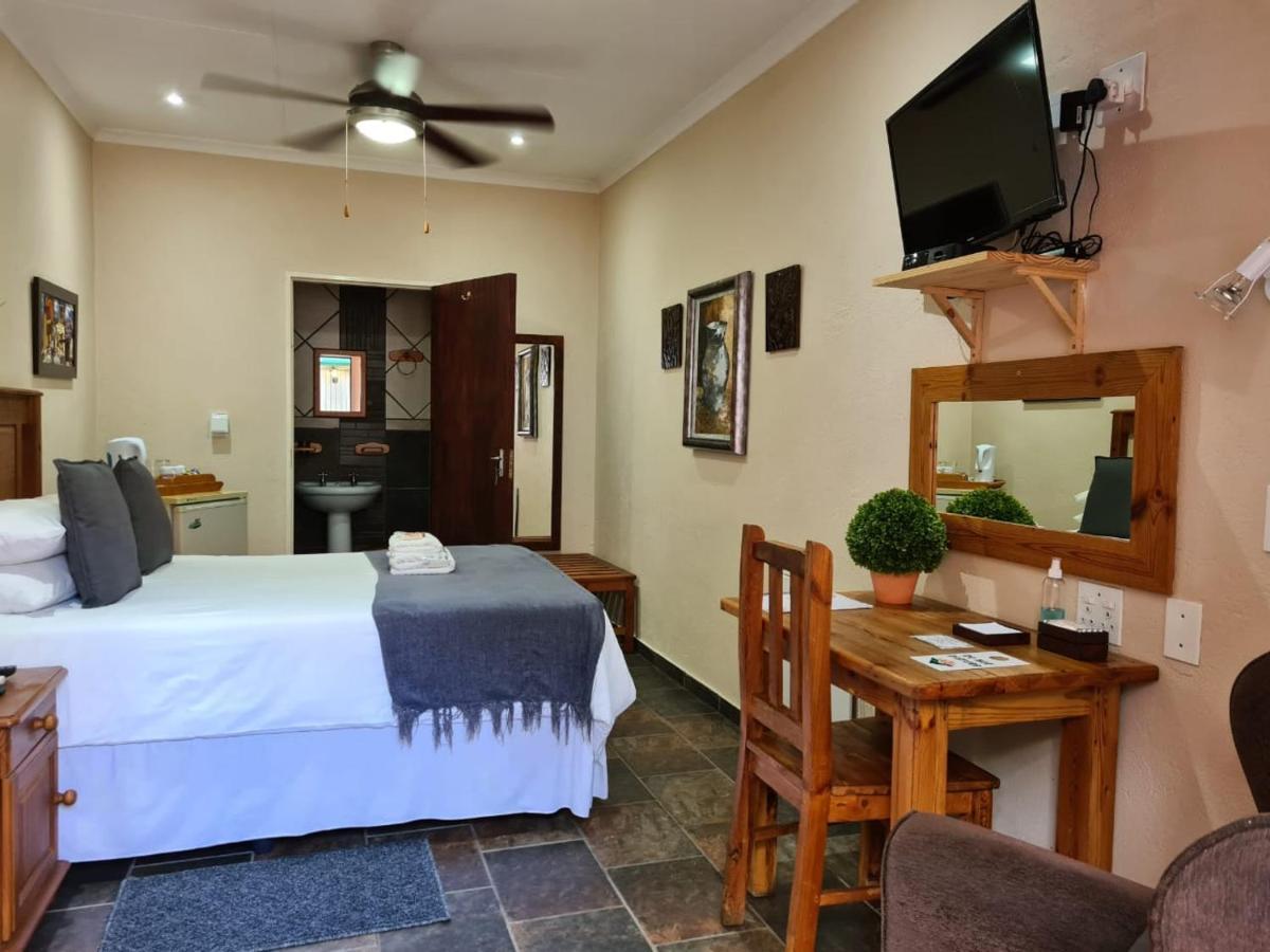 Ngwenya Boutique Hotel Lephalale Esterno foto